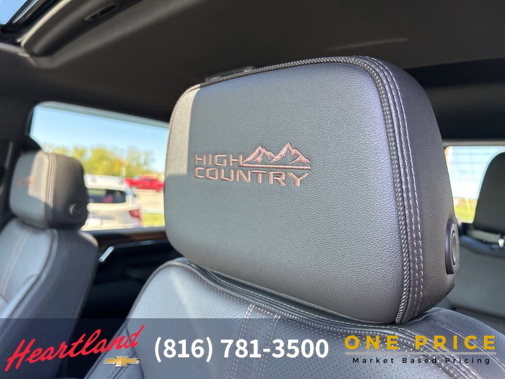 Used 2024 Chevrolet Silverado 2500 High Country w/ High Country Premium Package image 22
