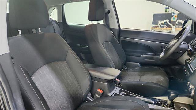 Used 2023 Mitsubishi Outlander Sport ES image 23