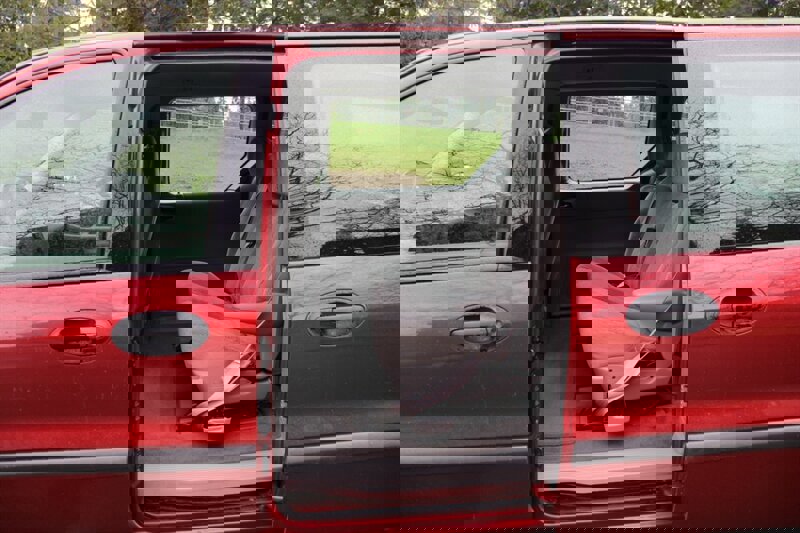 Used 2000 Ford Windstar image 14