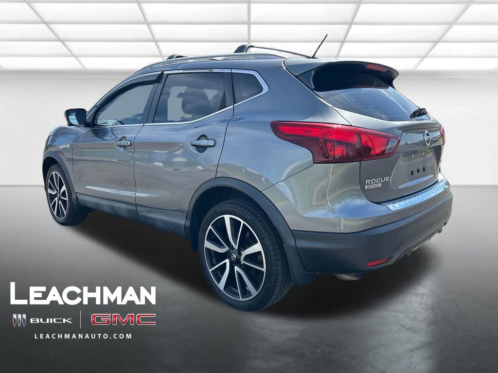 Used 2017 Nissan Rogue Sport SL image 6