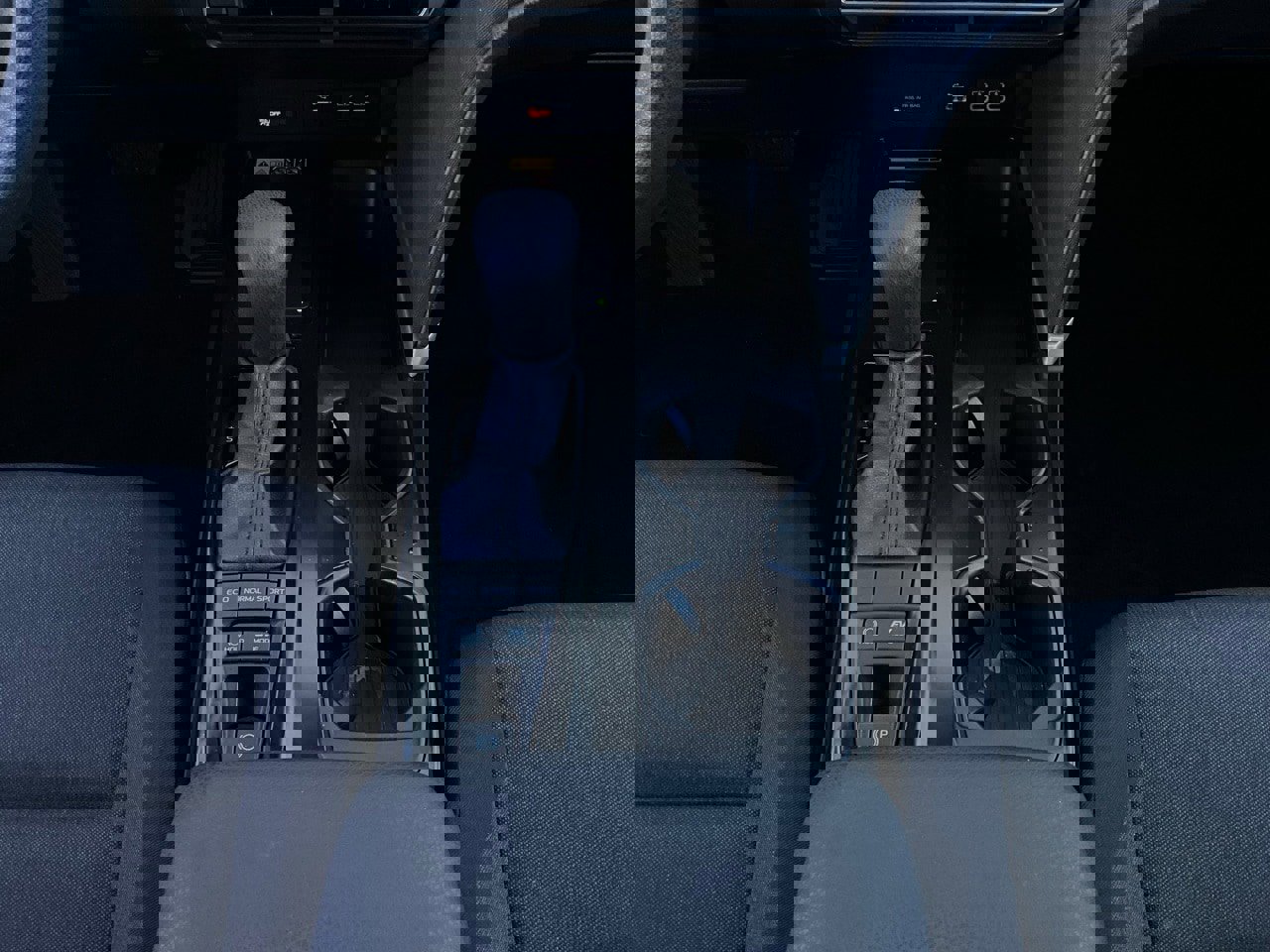 Used 2025 Toyota Camry LE image 14