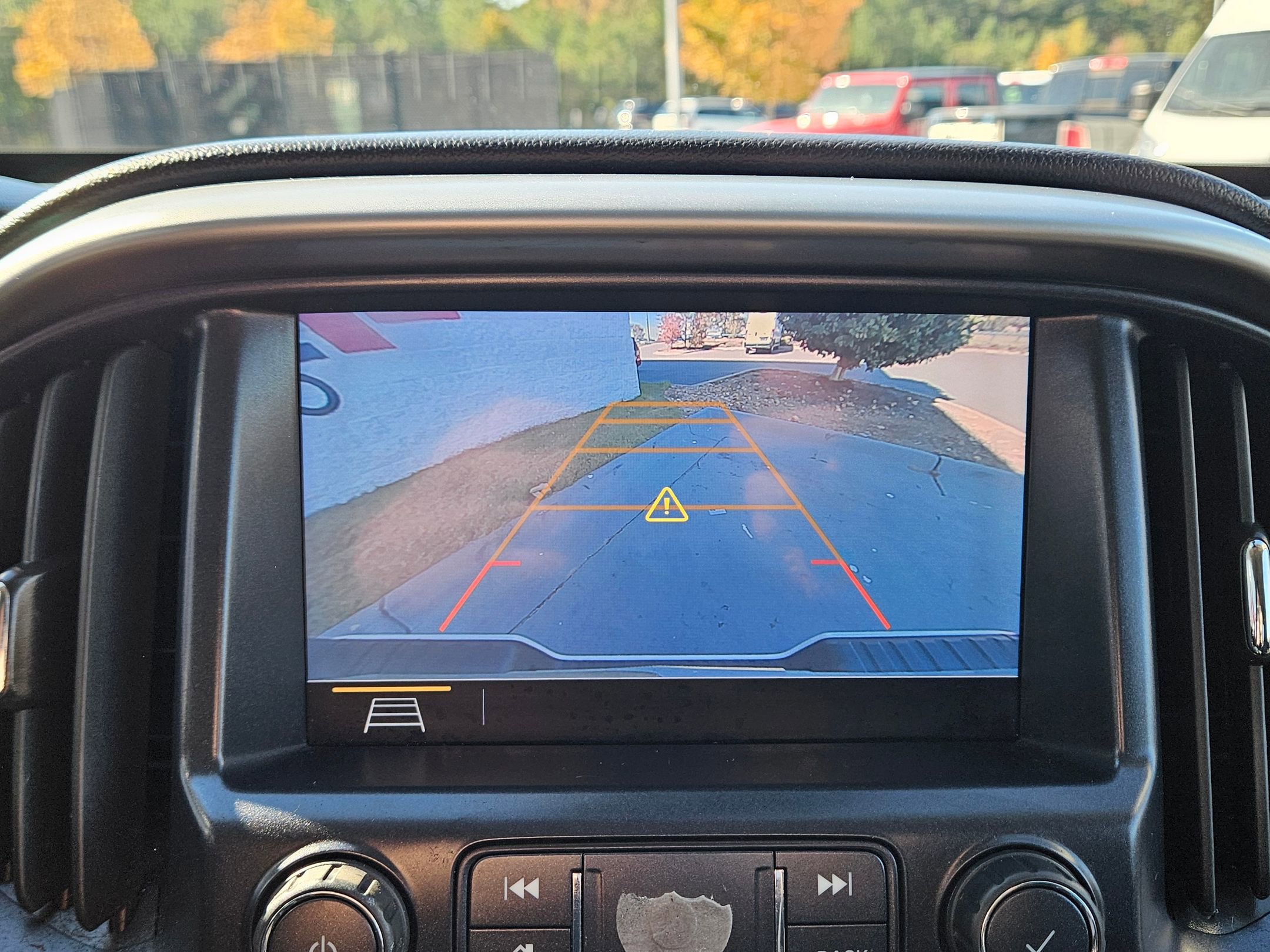 Used 2020 Chevrolet Colorado LT w/ Safety Package image 31