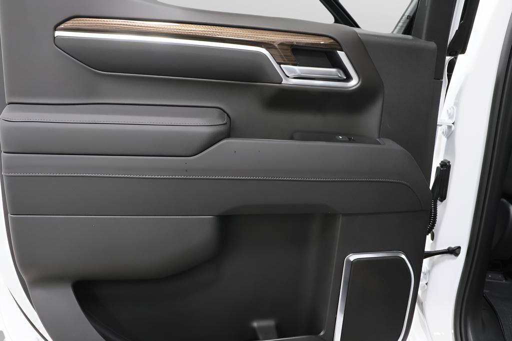 New 2026 Chevrolet Silverado 1500 LT image 24