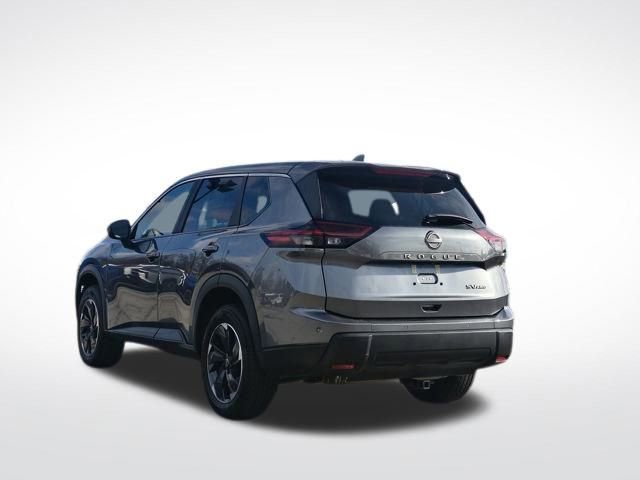 Used 2024 Nissan Rogue SV image 9
