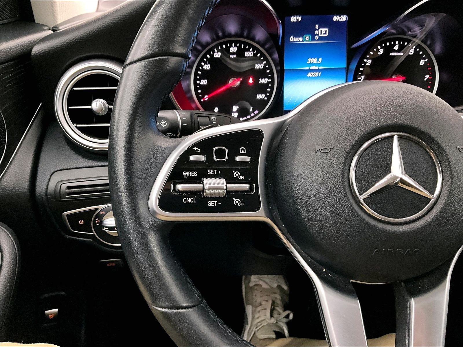 Certified 2022 Mercedes-Benz GLC 300 image 21