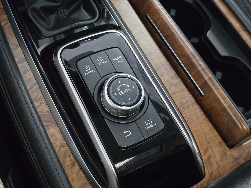 Used 2022 Nissan Armada SL w/ Captain's Chairs Package image 37