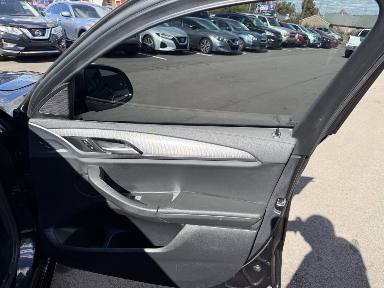 Used 2021 BMW X4 xDrive30i w/ M Sport Package image 19