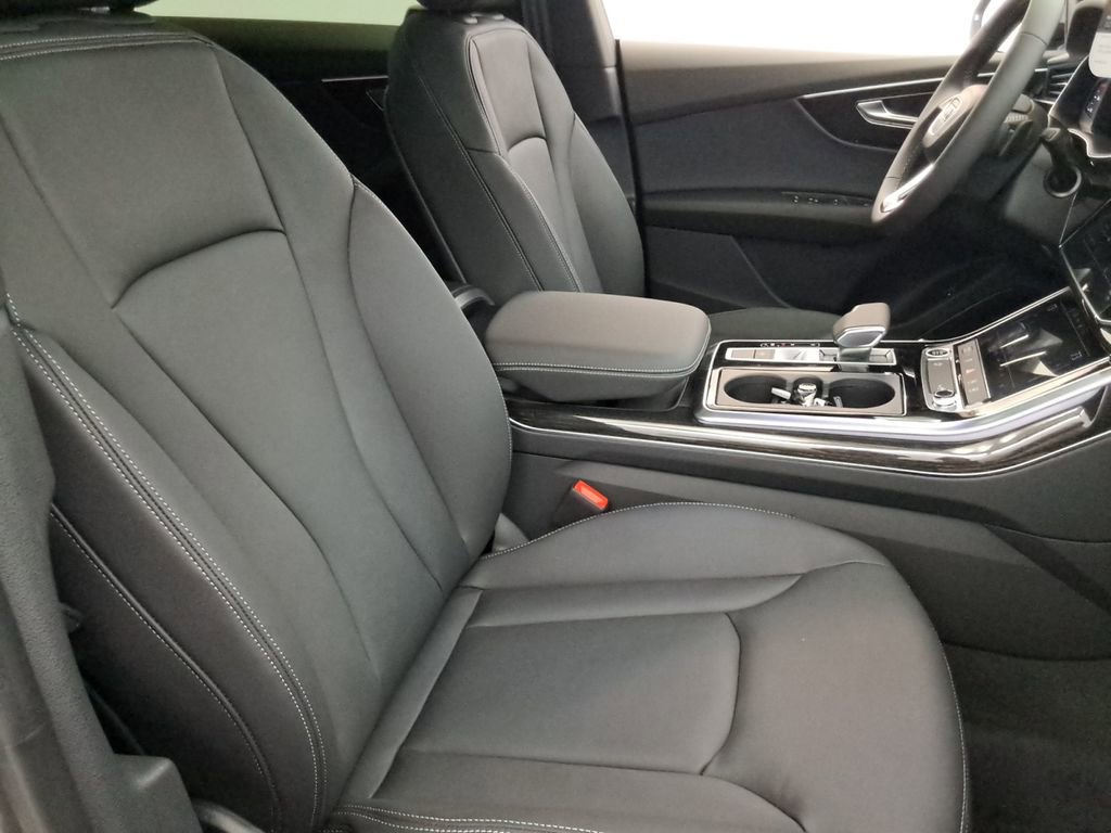 New 2026 Audi Q8 Premium image 16