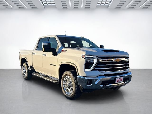 Used 2025 Chevrolet Silverado 2500 LTZ w/ LTZ Premium Package AWD/4WD image 2