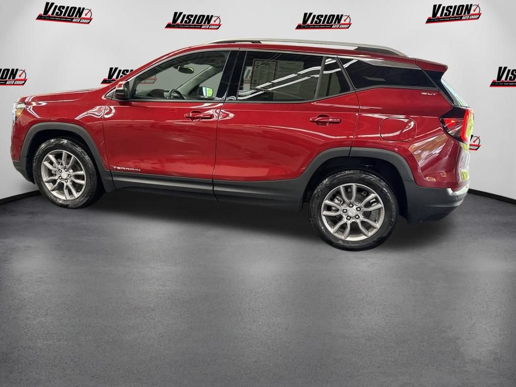 Used 2023 GMC Terrain SLT AWD/4WD image 8