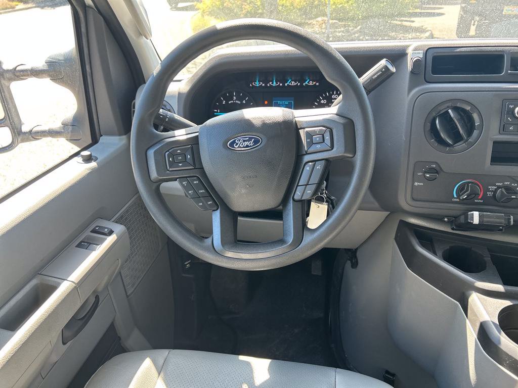 New 2025 Ford E-350 and Econoline 350 Super Duty w/ Power Equipment Group RWD image 18