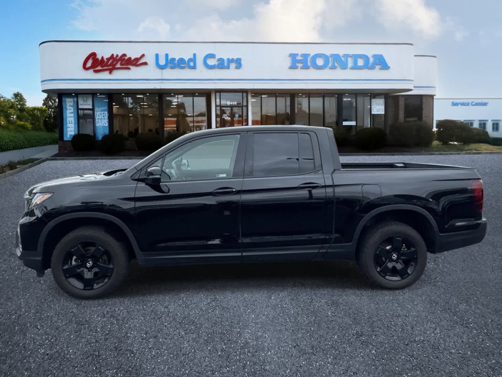 Used 2026 Honda Ridgeline Black Edition image 2