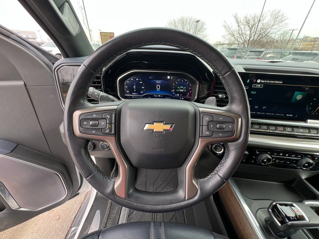 Used 2022 Chevrolet Silverado 1500 High Country w/ High Country Premium Package image 45