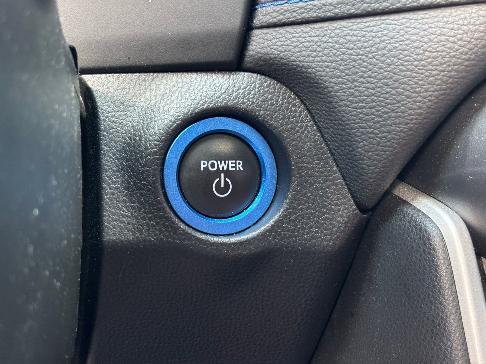 Used 2024 Toyota RAV4 XSE w/ Advanced Technology Package image 8