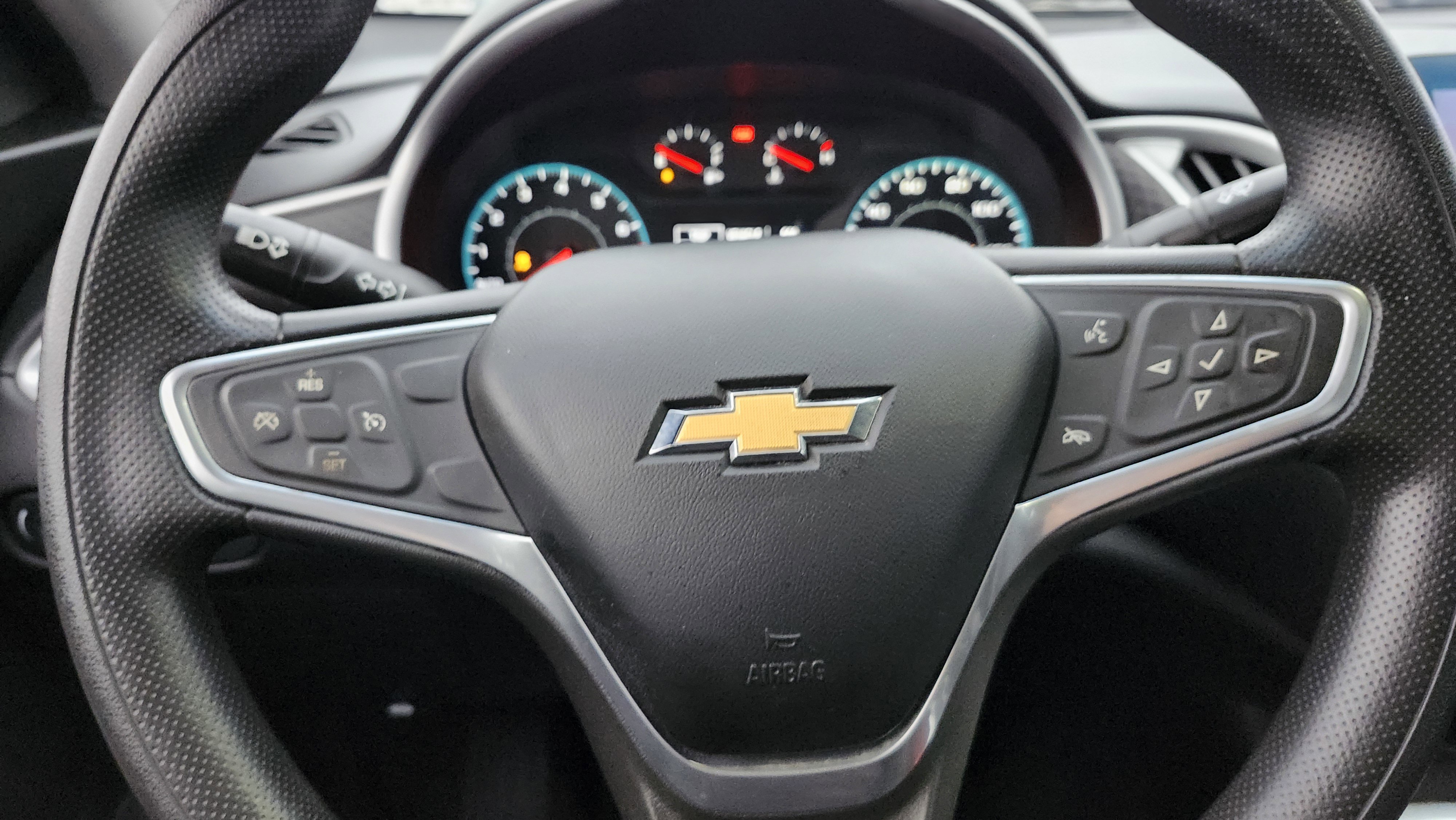 Used 2022 Chevrolet Malibu LT image 24