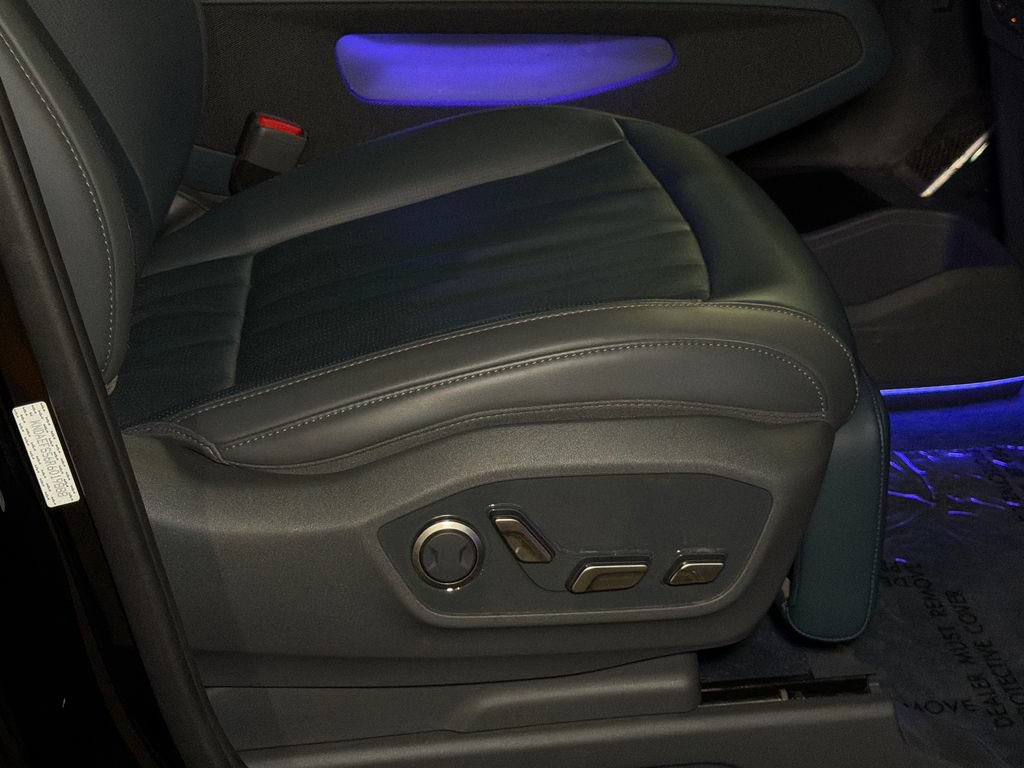 Certified 2024 Kia EV9 GT-Line AWD/4WD image 14
