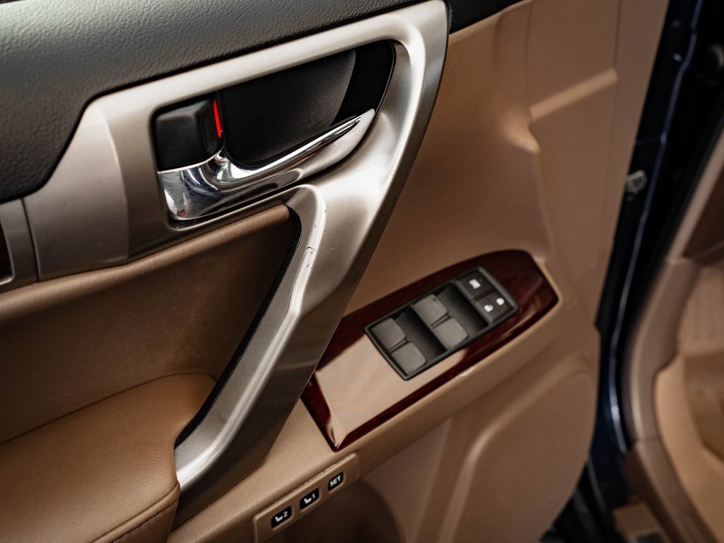 Used 2017 Lexus GX 460 Premium image 20