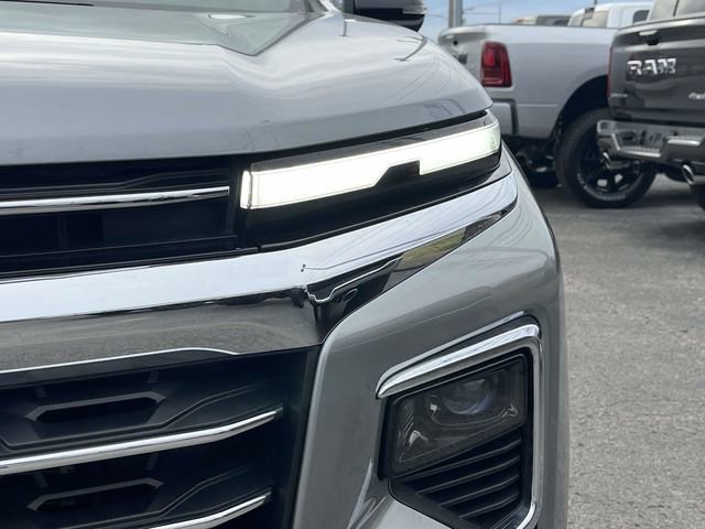 Used 2024 Chevrolet Traverse LT image 9