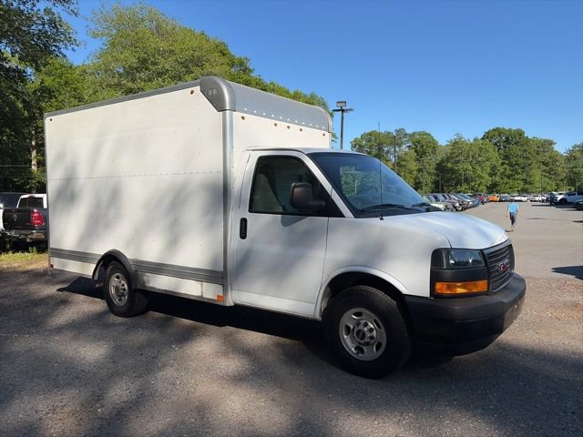 Used 2019 GMC Savana 3500 w/ Driver Convenience Package RWD image 8