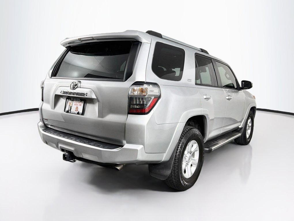 Used 2024 Toyota 4Runner SR5 RWD image 10