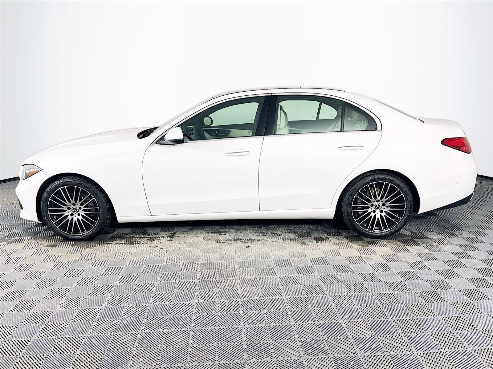 New 2026 Mercedes-Benz C 300 4MATIC Sedan image 3