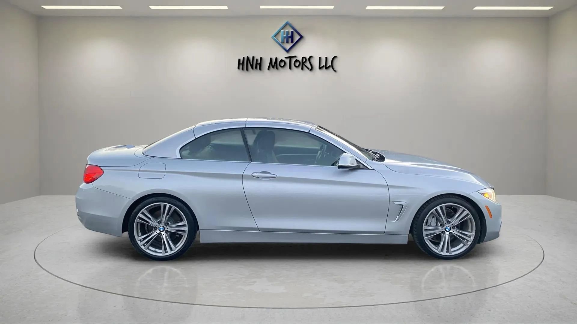 Used 2017 BMW 440i Convertible image 6