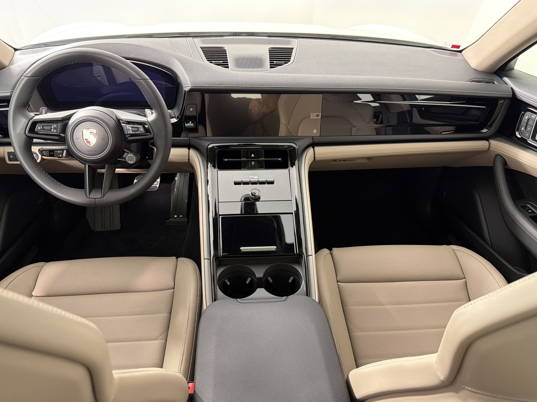 New 2026 Porsche Panamera image 15