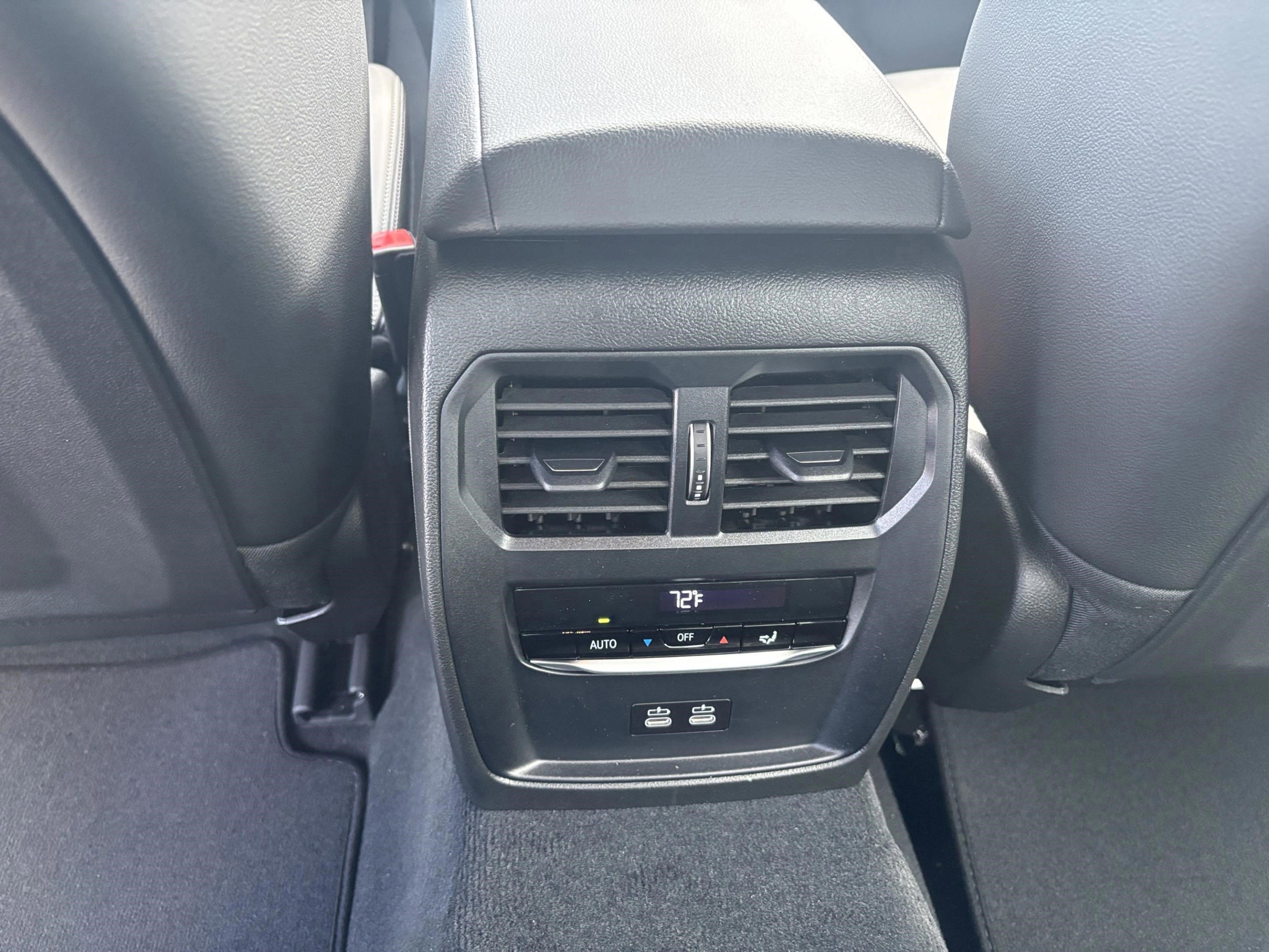 Used 2025 BMW 330i xDrive 330i xDrive image 31