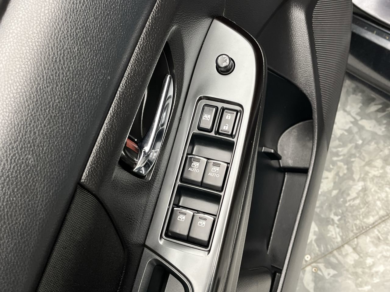 Used 2017 Subaru WRX AWD/4WD image 7