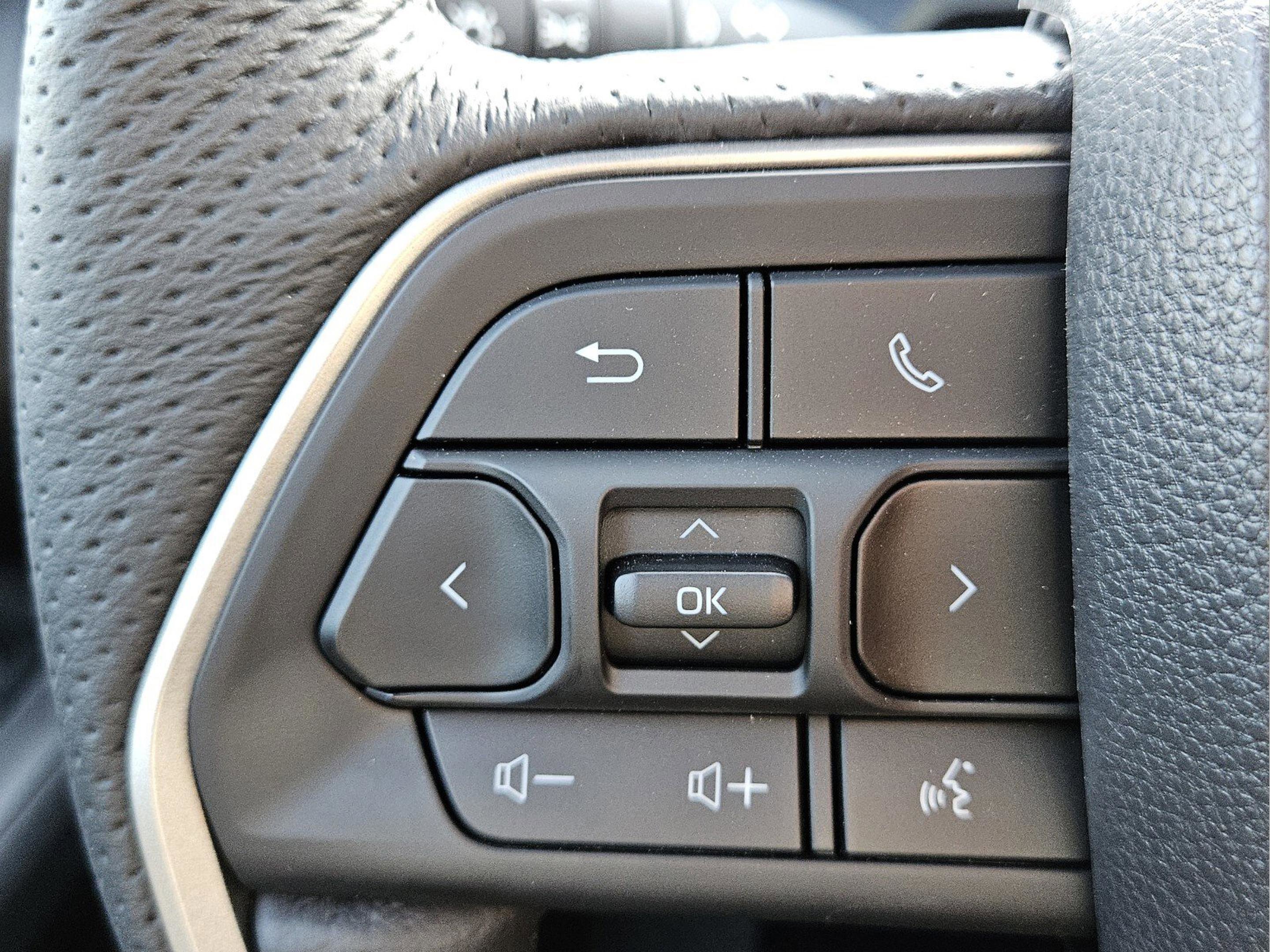 New 2025 Toyota Tacoma Limited image 23