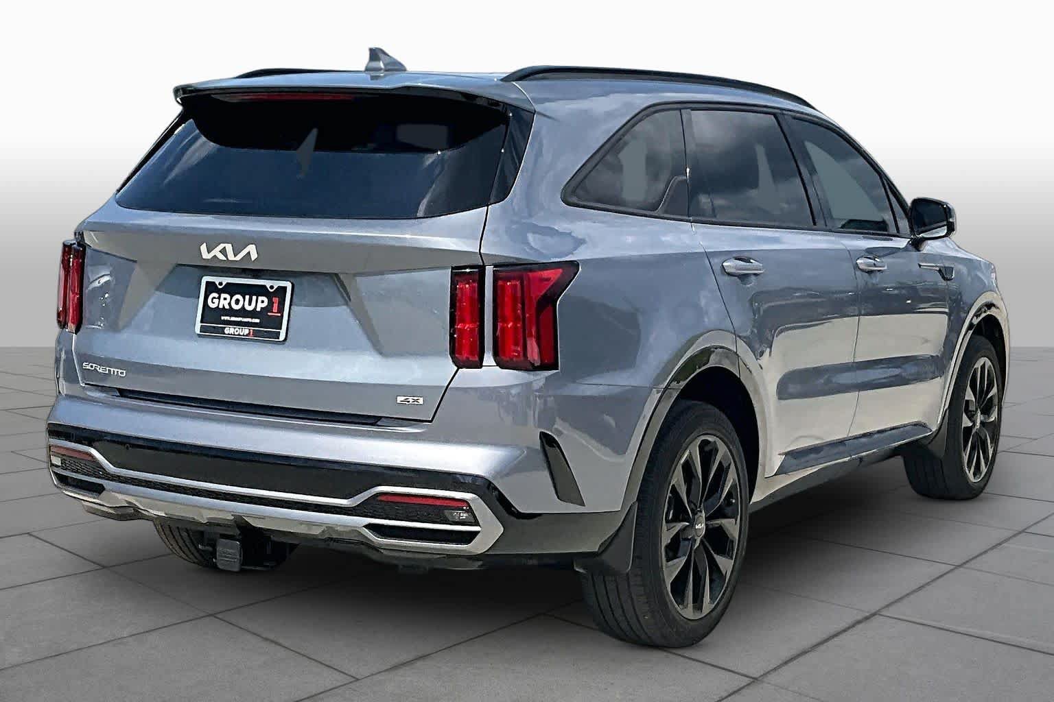 Certified 2023 Kia Sorento SX AWD/4WD image 12