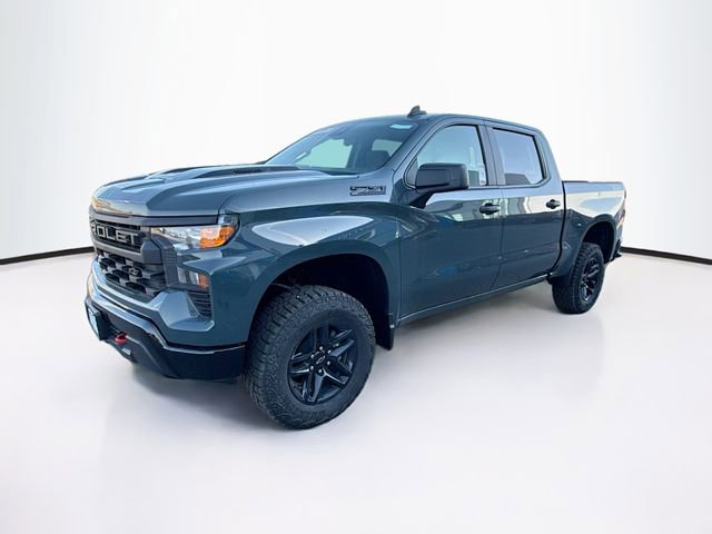 New 2026 Chevrolet Silverado 1500 Custom Trail Boss w/ LPO, Dark Essentials Package image 3