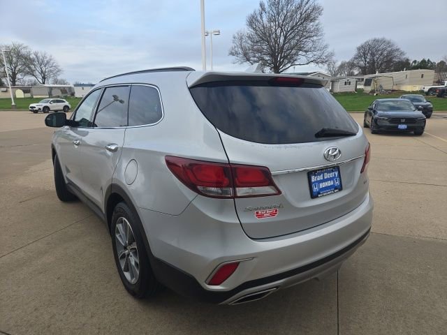 Used 2017 Hyundai Santa Fe SE AWD/4WD image 5