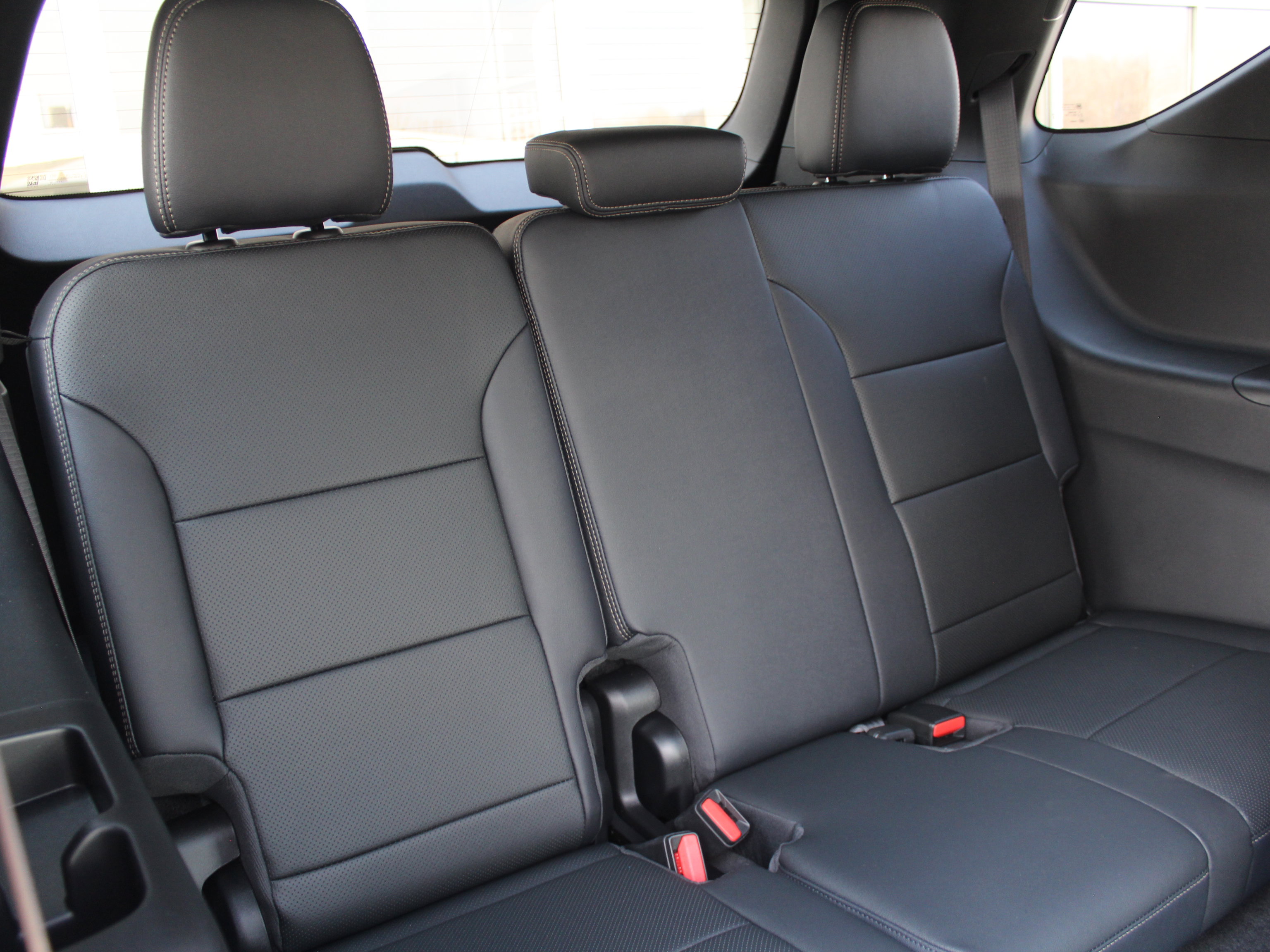 New 2026 Chevrolet Traverse High Country image 18