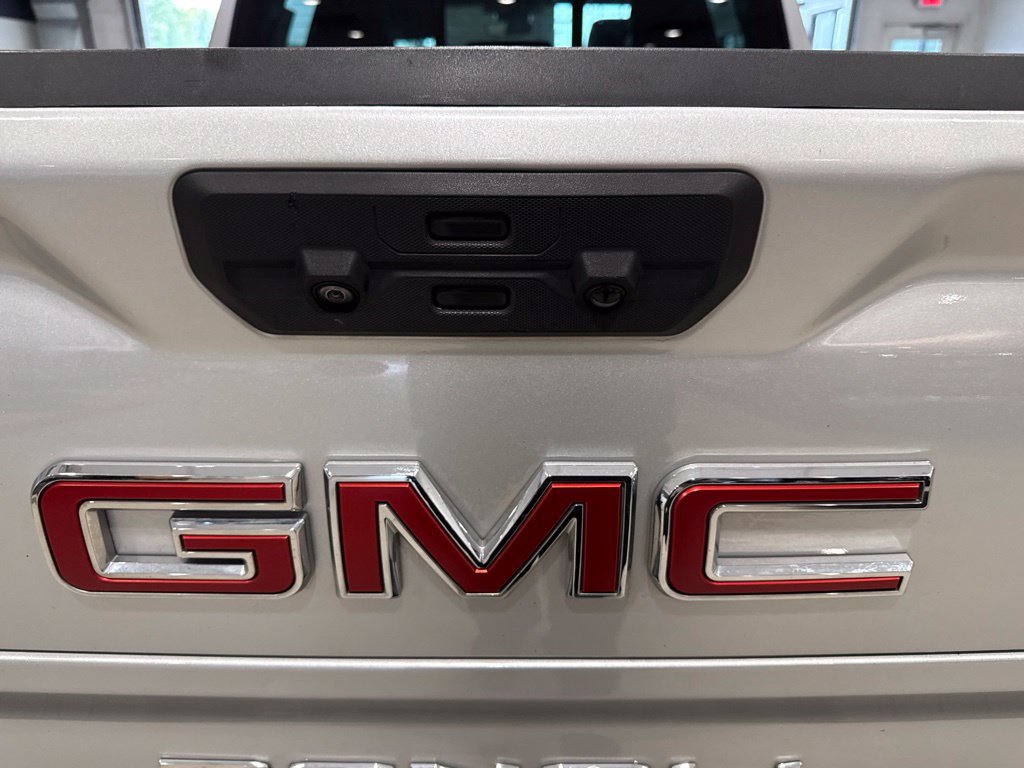 Used 2022 GMC Sierra 1500 Denali AWD/4WD image 9