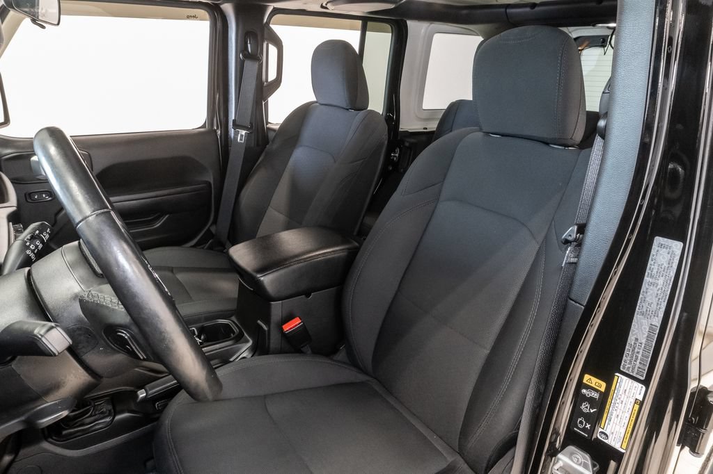 Used 2022 Jeep Wrangler Unlimited Sport AWD/4WD image 9