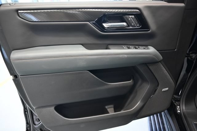 New 2026 GMC Yukon AT4 w/ AT4 Premium Plus Package AWD/4WD image 30