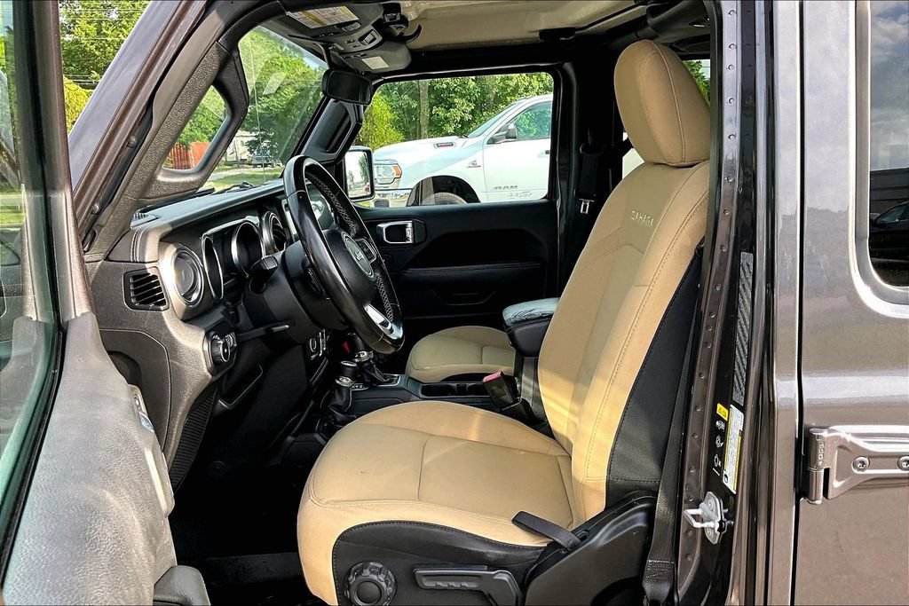 Used 2021 Jeep Wrangler Unlimited Sahara AWD/4WD image 23