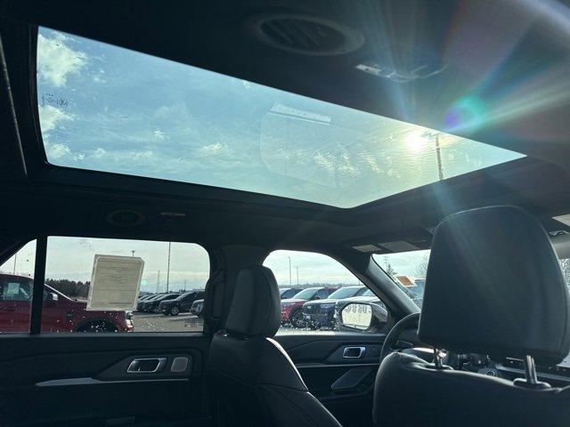 New 2026 Ford Explorer ST image 19