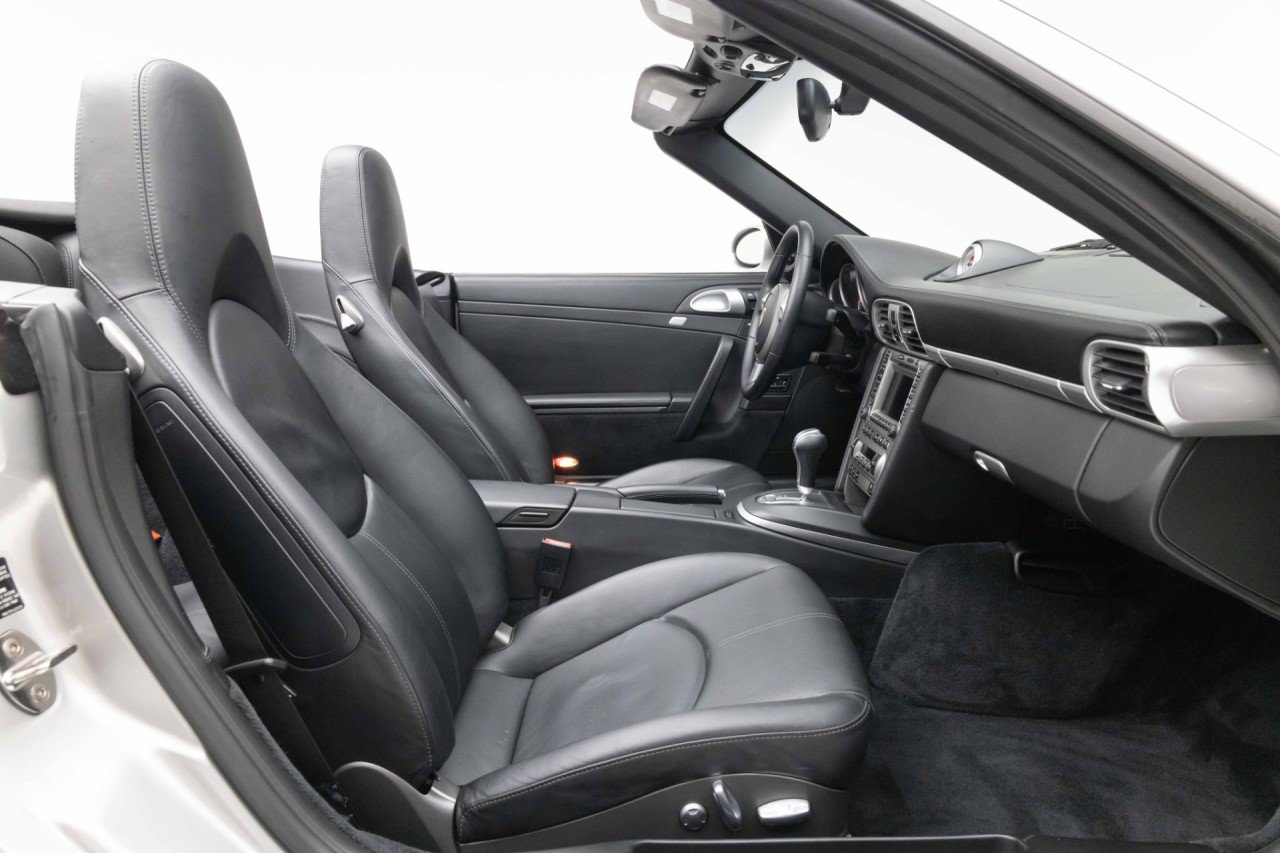 Used 2006 Porsche 911 Carrera S RWD image 16