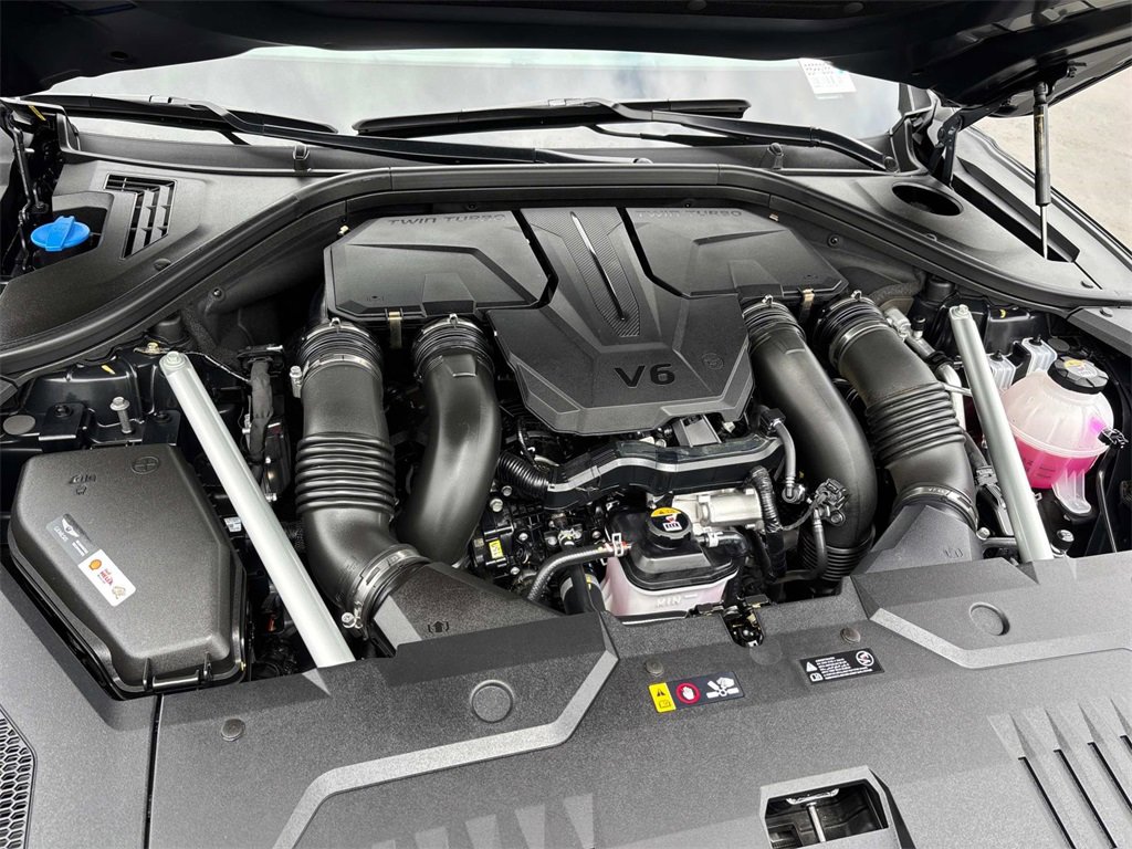 Used 2025 Genesis GV70 3.5T Sport w/ Sport Advanced Package image 24