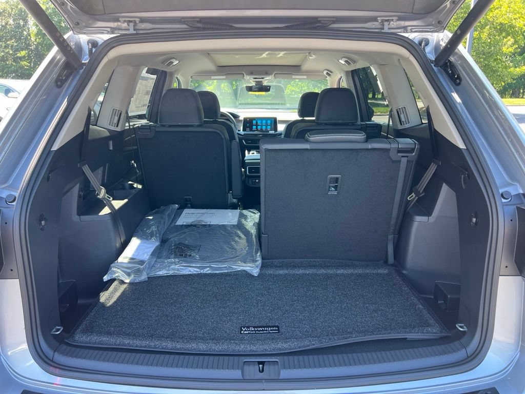 New 2026 Volkswagen Atlas SE FWD image 14