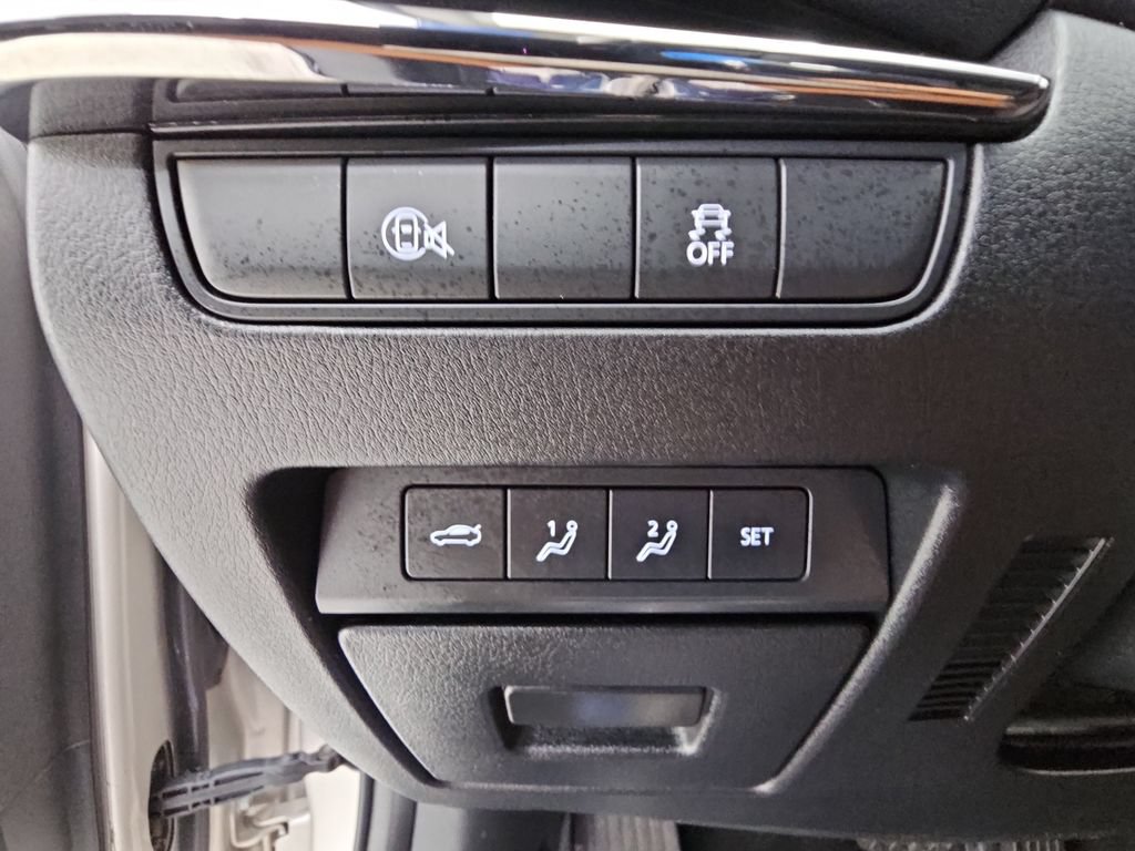 Used 2024 MAZDA MAZDA3 s FWD image 32