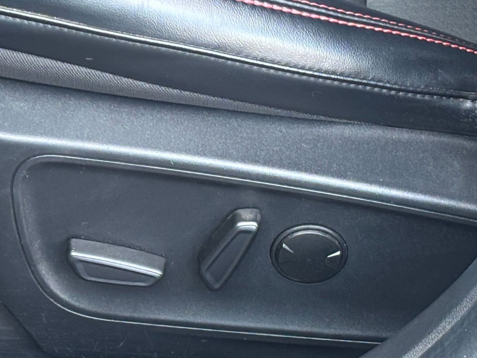 Used 2024 Ford Escape ST-Line image 22