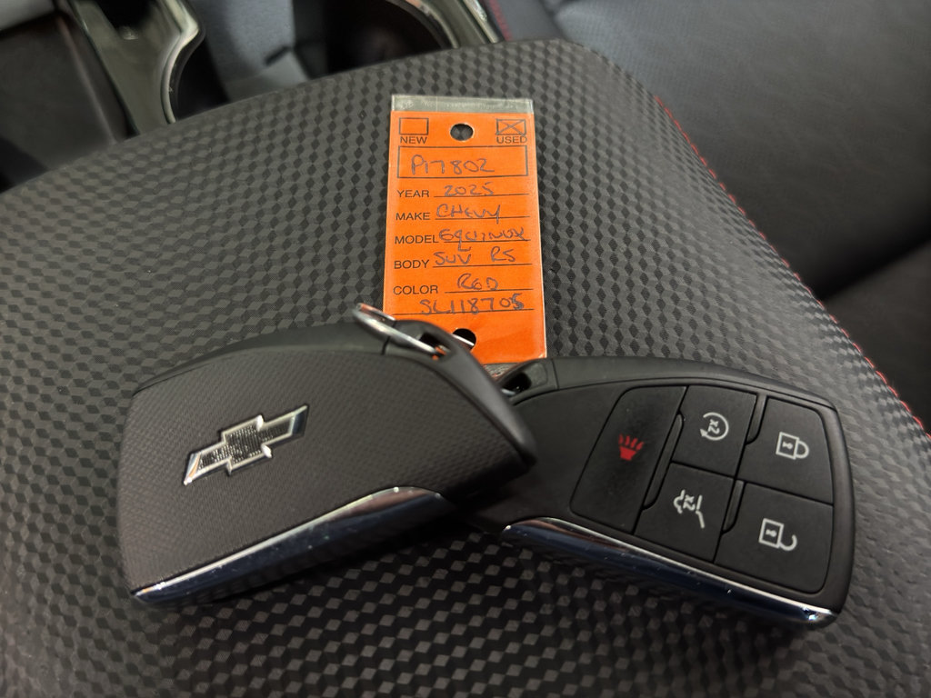 Used 2025 Chevrolet Equinox RS w/ Safety and Technology Package FWD image 42