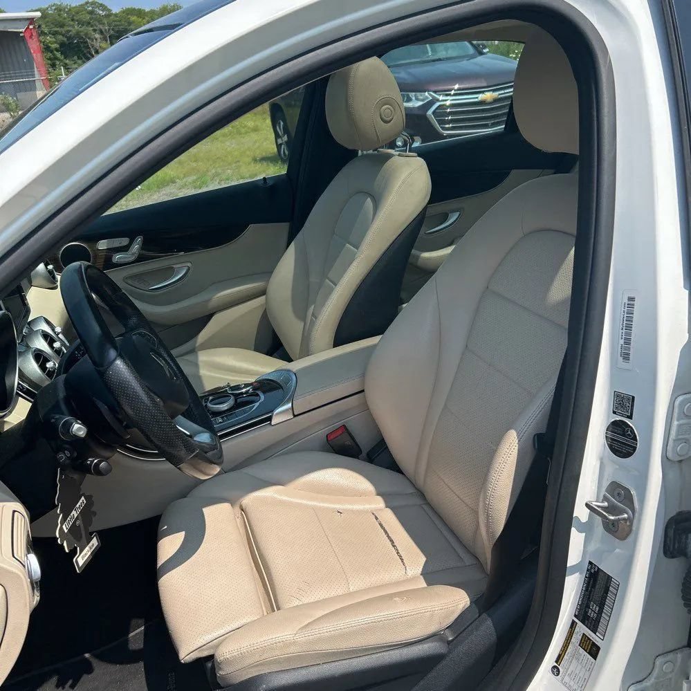 Used 2017 Mercedes-Benz C 300 4MATIC Sedan image 21
