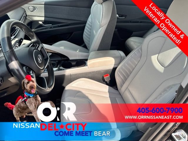 Used 2025 Hyundai Elantra Limited FWD image 14