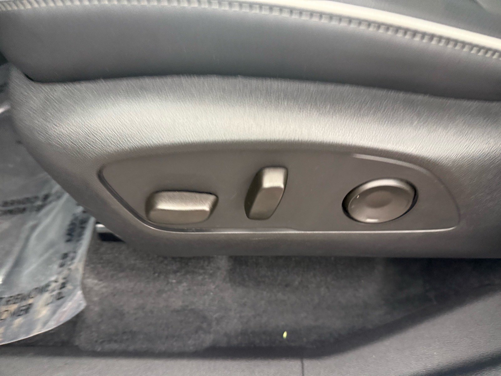 Used 2026 Buick Enclave Preferred w/ Power Package FWD image 17