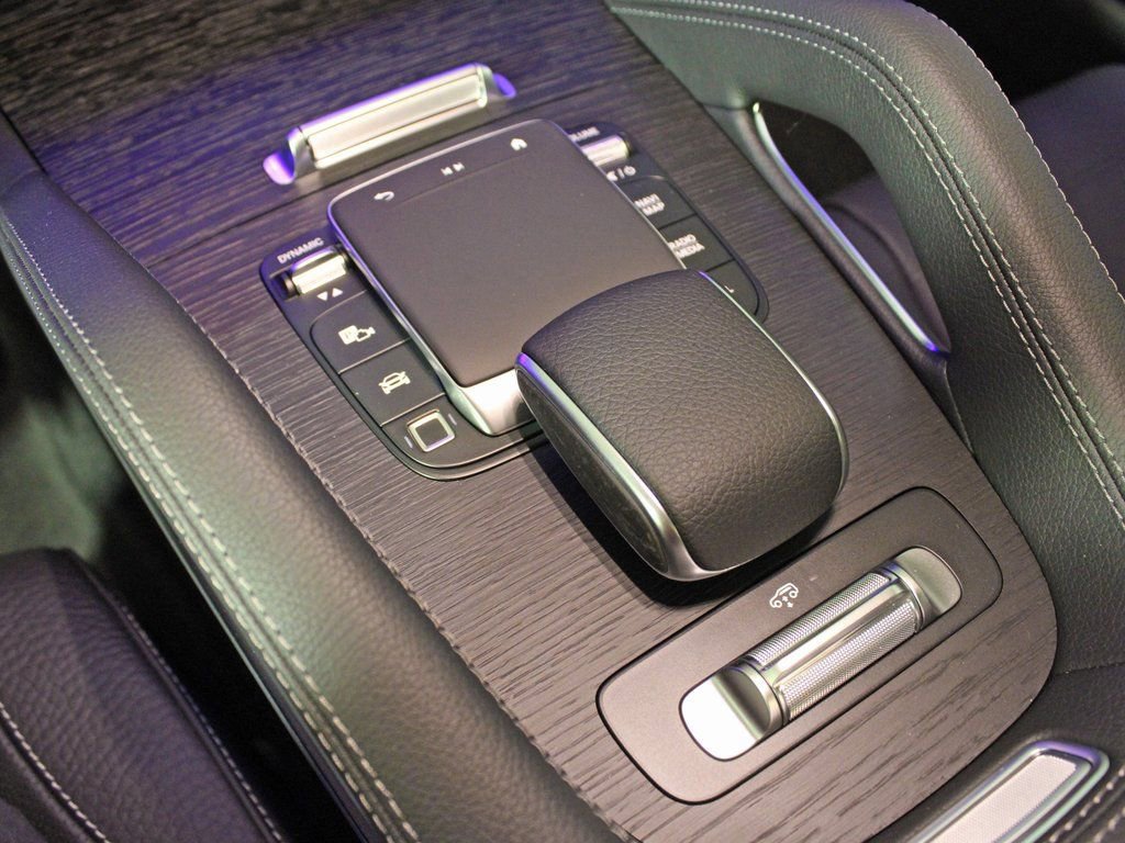 Certified 2026 Mercedes-Benz GLS 450 4MATIC image 25