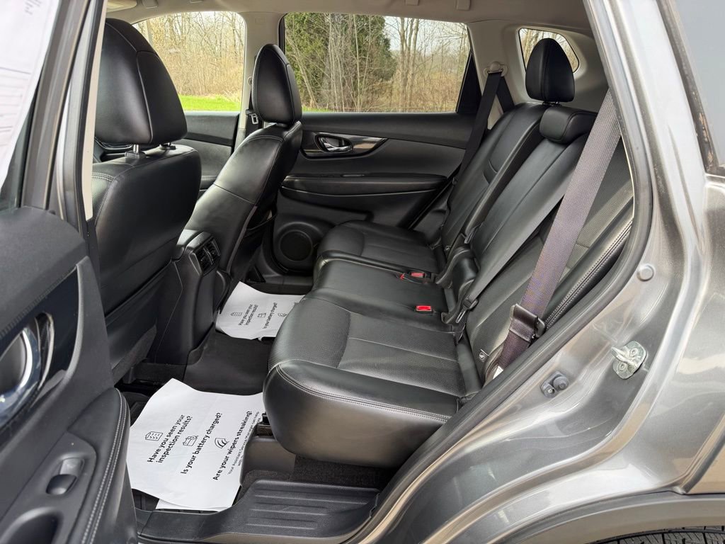 Used 2017 Nissan Rogue SL w/ SL Premium Package image 27